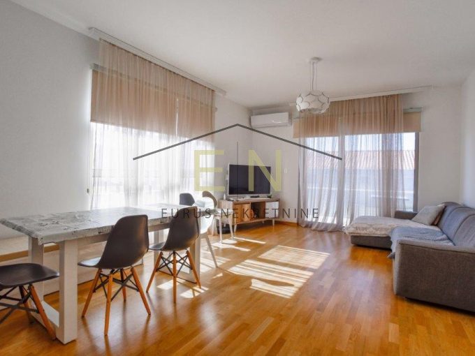 Dvosoban stan 94m2, Bečići – Budva
